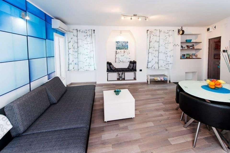Apartman Puzzle Rovigno Esterno foto